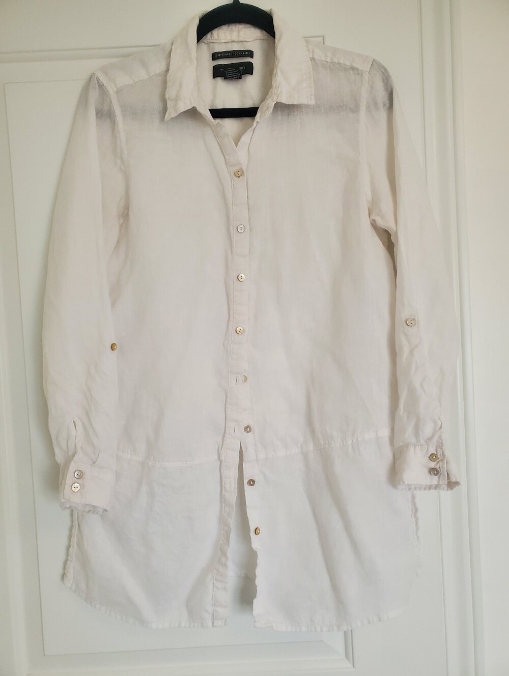 TAHARI 100% Linen Lightweight White Button-Down Collar Tunic Shirt